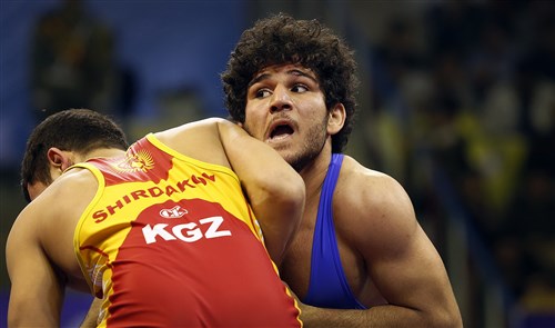 Bimeh Razi Wins World Greco-Roman Wrestling Clubs Cup